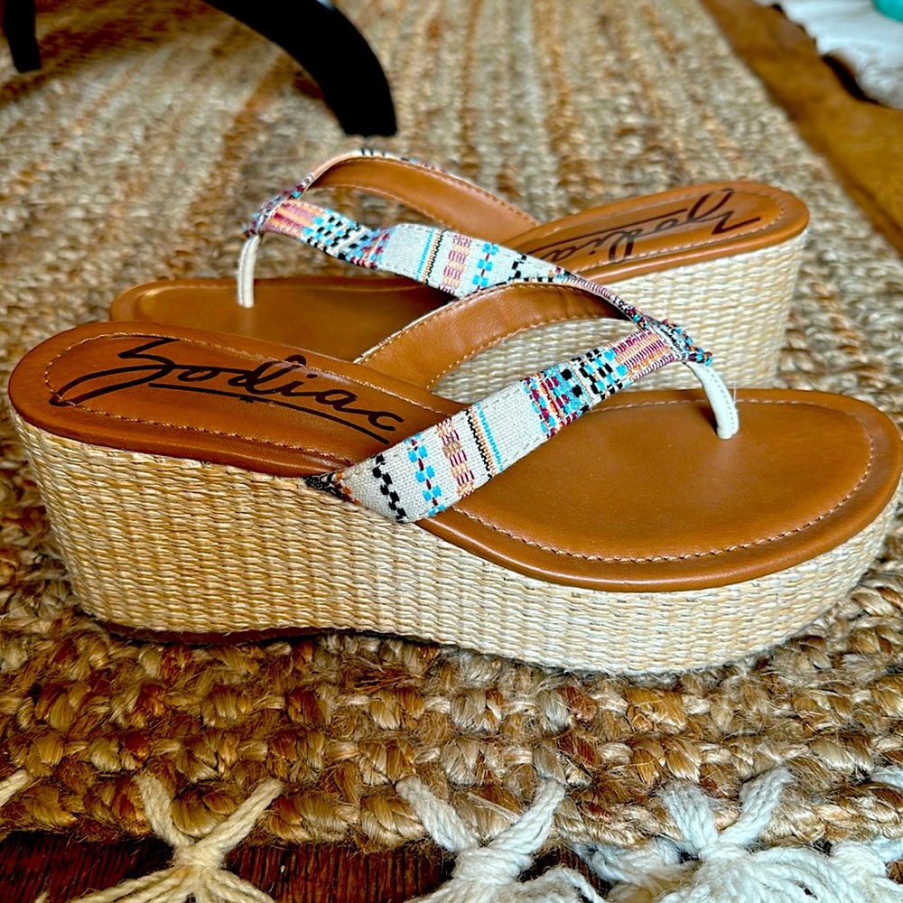 Zodiac Wedge Sandals-size 9